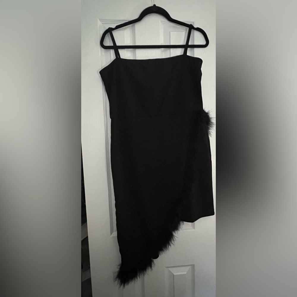 NWT Nasty Gal 14 Feather Little Black Dress